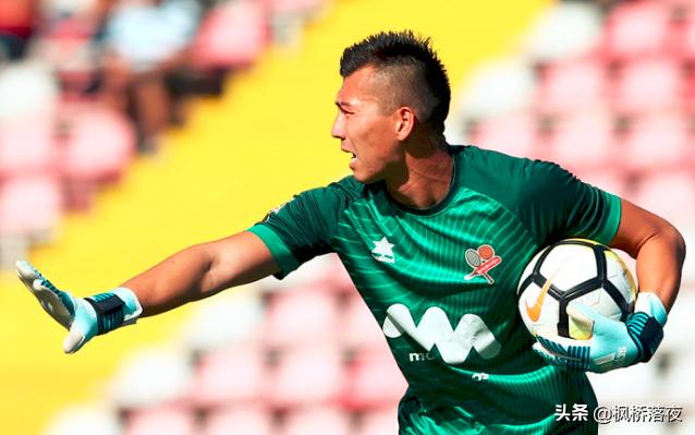 再度展现出 再度展现出