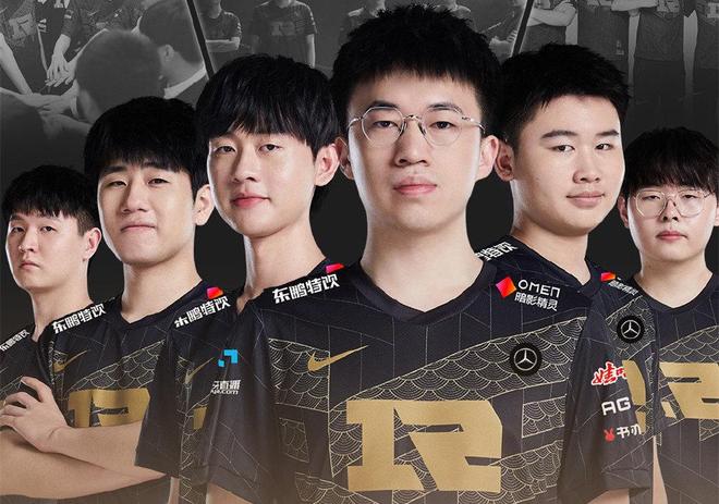 任何小的松 任何小的松