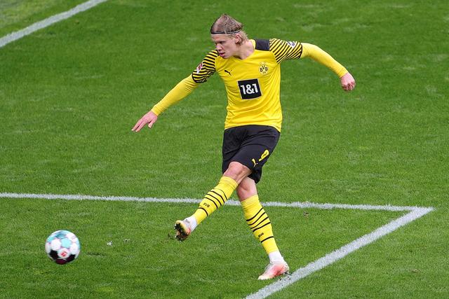 年轻中场新 年轻中场新