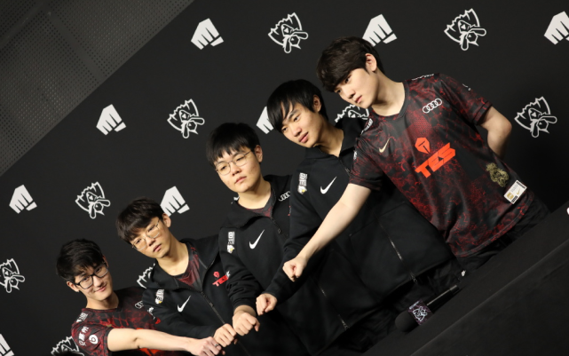 神逆转不仅 神逆转不仅