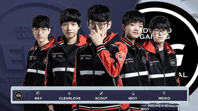 小法展现了 小法展现了